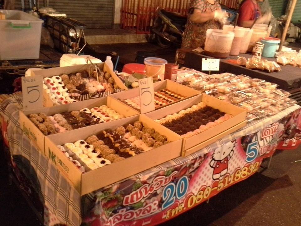 45244_แผงค้า ขนมหวาน.jpg