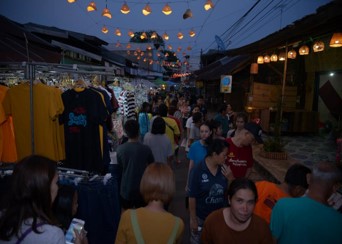 78289_บริเวณตลาด.jpg