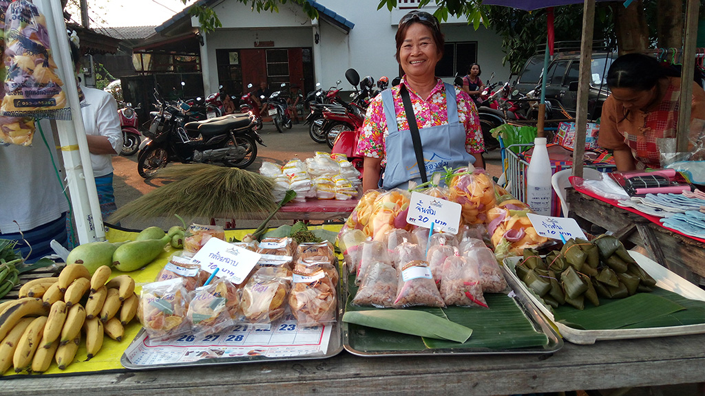 57395_แผงค้าผลไม้.jpg