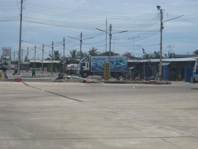 22076_ที่จอดรถ.jpg