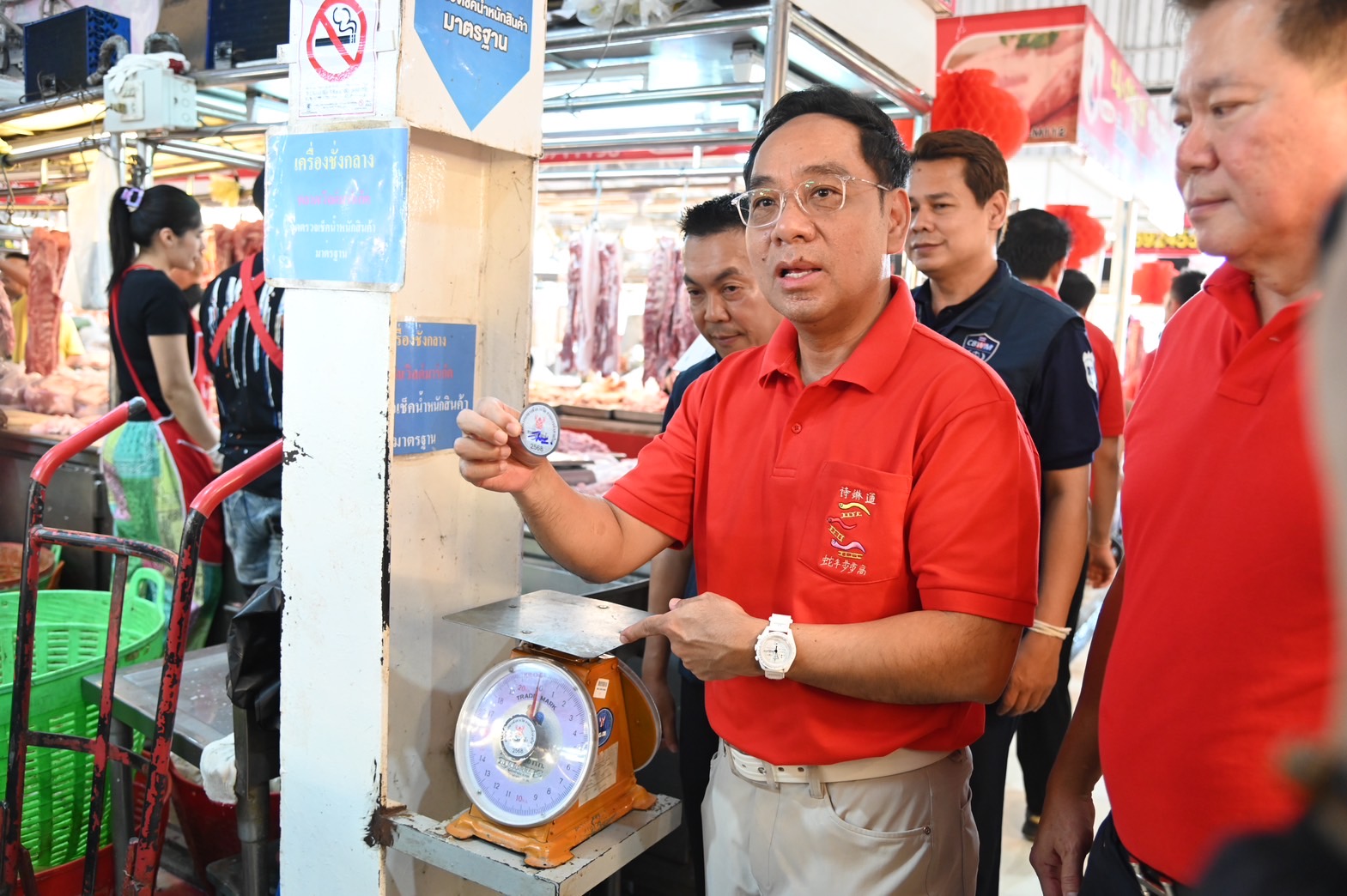 “พาณิชย์” จับมือตลาดสด-ตลาดกลาง 60 แห่ง 18 จังหวัด จำหน่ายสินค้าไหว้เจ้าราคาพิเศษ