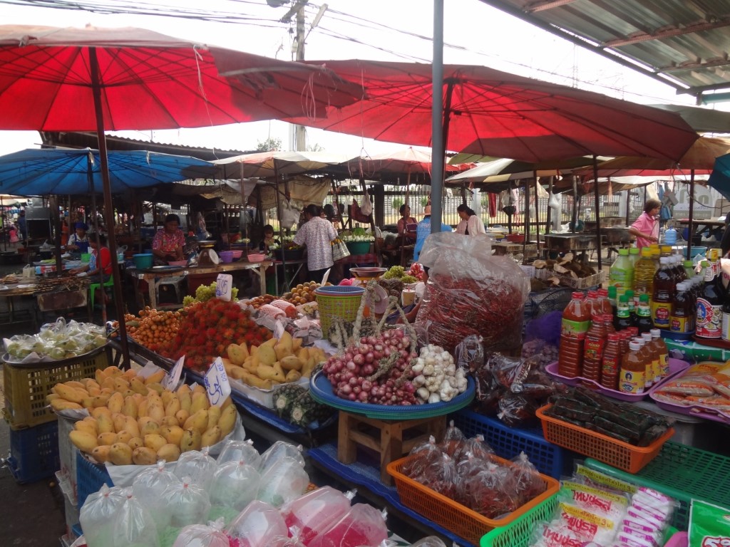 11370_บริเวณภายในตลาด.jpg