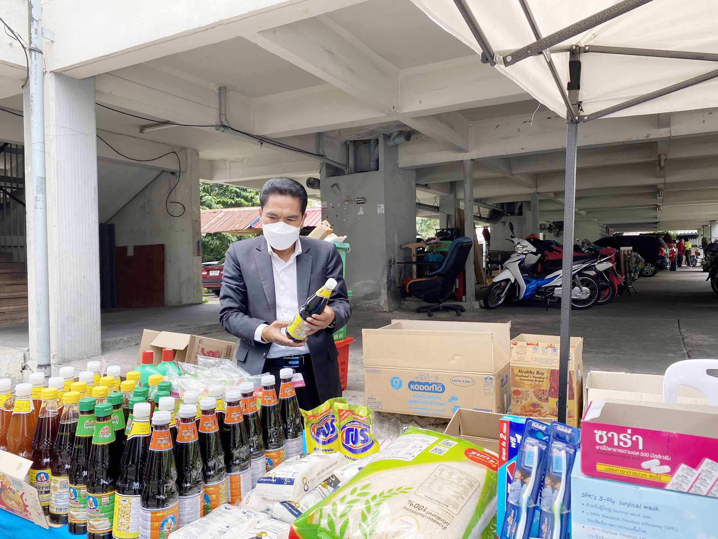 กรมการค้าภายในตรวจติดตามโมบายพาณชย์ลดราคา