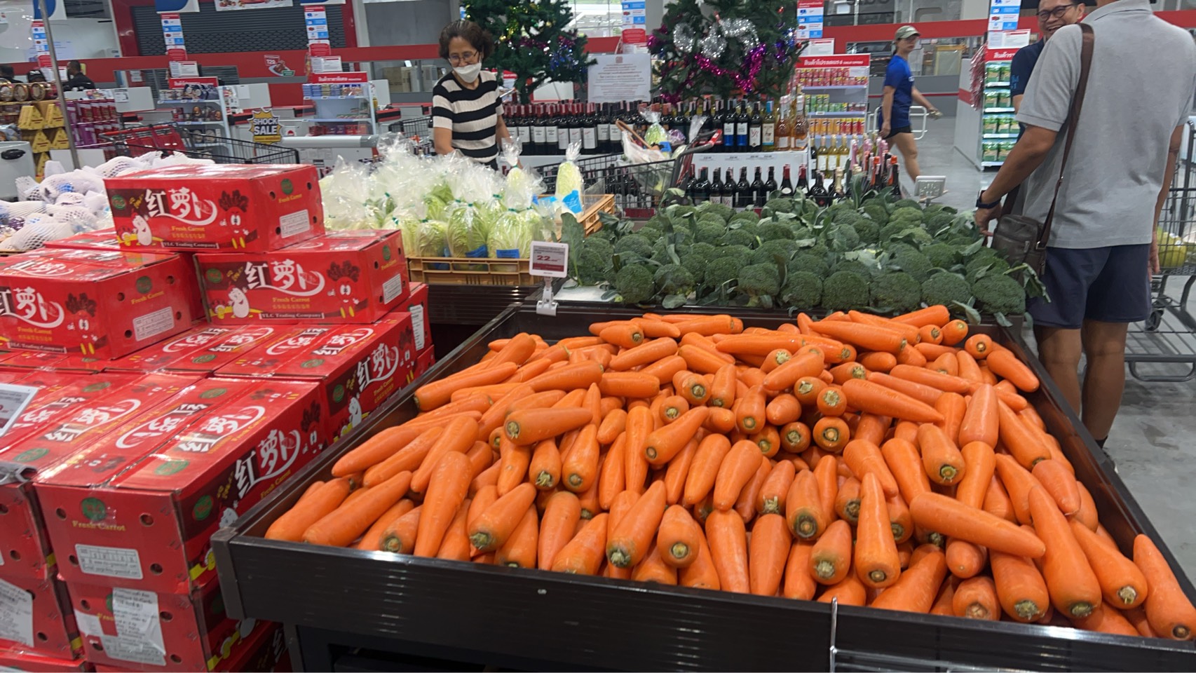 ข่าวเลขที่ 41/2569 War Room พาณิชย์ เร่งช่วยผู้ประสบอุทกภัยภาคใต้ เชื่อม ศป.กฉ. – สั่งการพาณิชย์จังหวัดลงพื้นที่เต็มกำลัง เร่งเติมสินค้าบรรเทาความเดือดร้อน และเตรียมฟื้นฟูเศรษฐกิจทันที (27 พฤศจิกายน 2568)