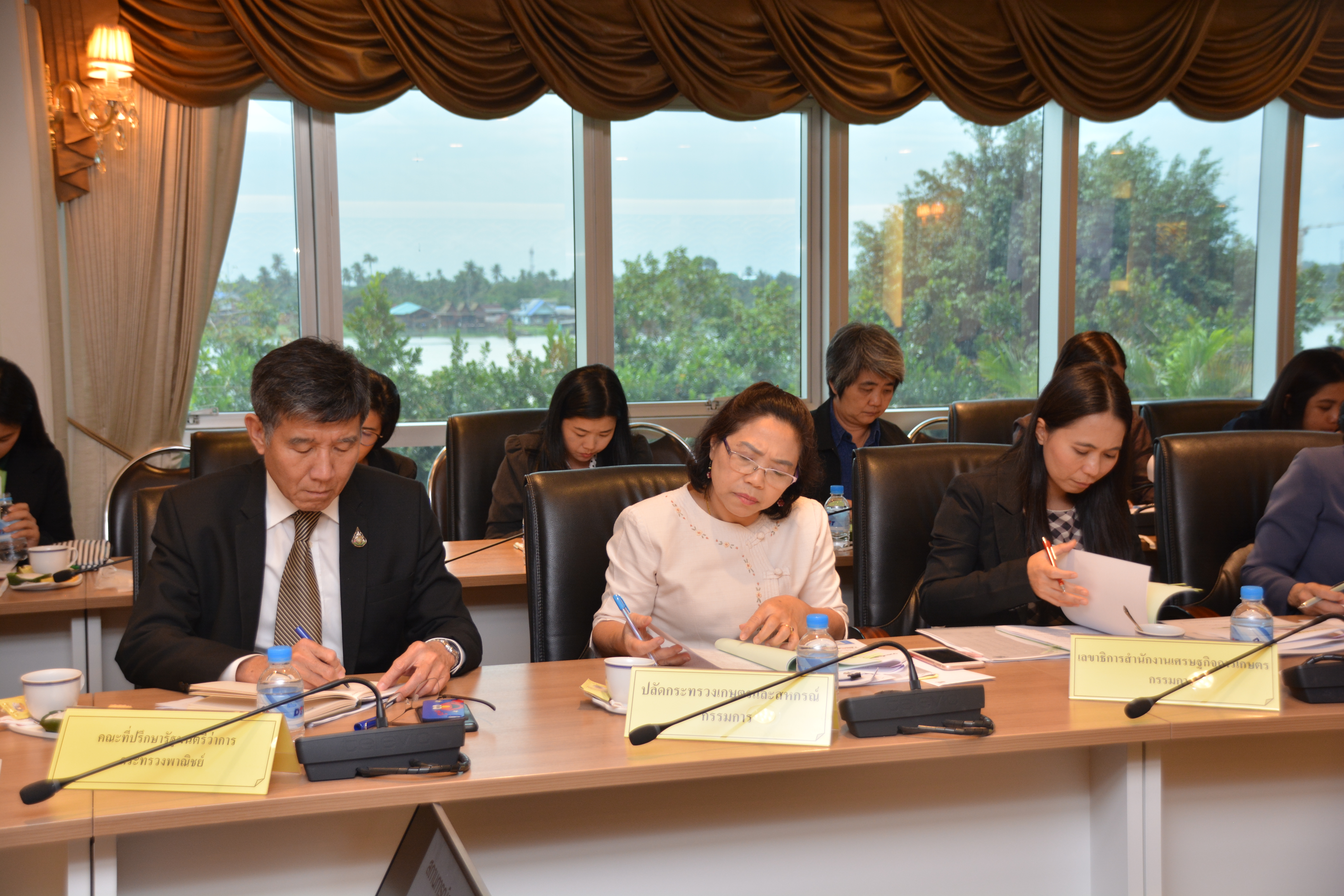 การประชุมคณะกรรมการนโยบายและบริหารจัดการมันสำปะหลัง (นบมส.)