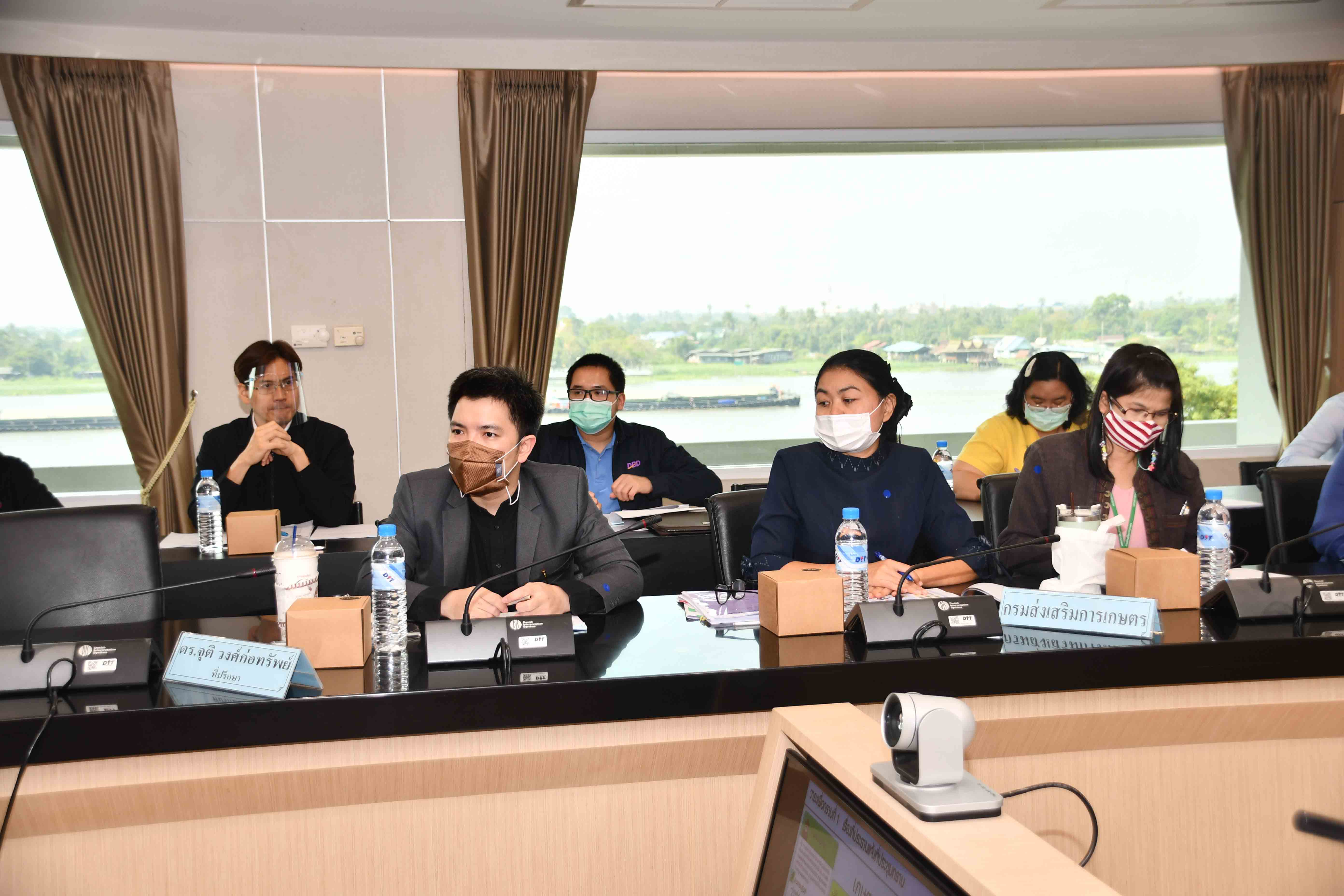 การประชุมคณะอนุกรรมการขับเคลื่อนการพัฒนาคนและผลิตภัณฑ์ให้ตรงตามความต้องการของตลาด