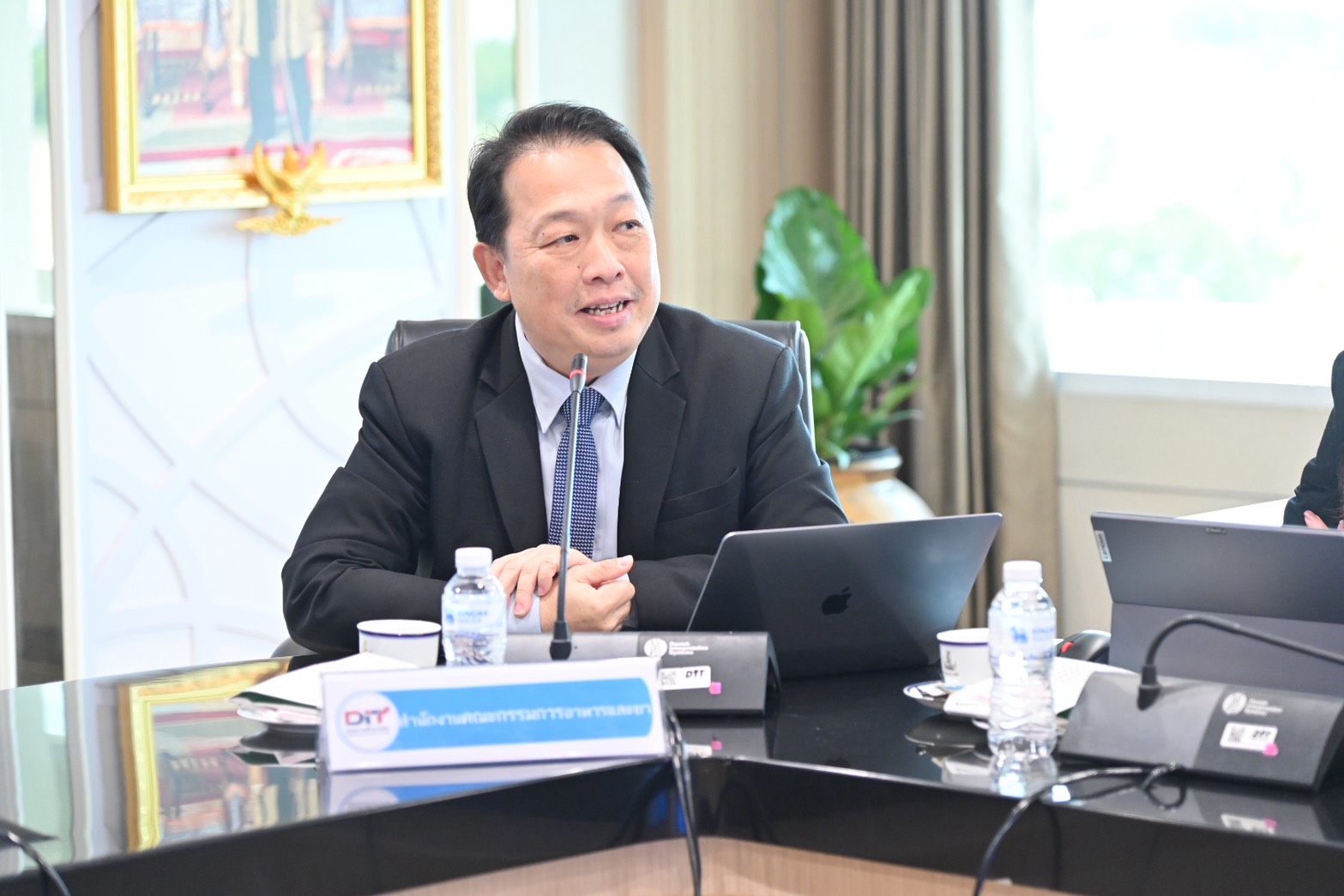 ข่าวเลขที่ 5/2569 “DIT” เตรียมความพร้อมเครือข่ายร้านขายยา–แพลตฟอร์มออนไลน์ทั่วประเทศ สร้างความมั่นใจและความสะดวกให้ประชาชนมีทางเลือกซื้อยาภายนอกโรงพยาบาล ลดภาระค่าครองชีพ สู่ระบบสุขภาพเทียบสากล (10 ตุลาคม 2568)