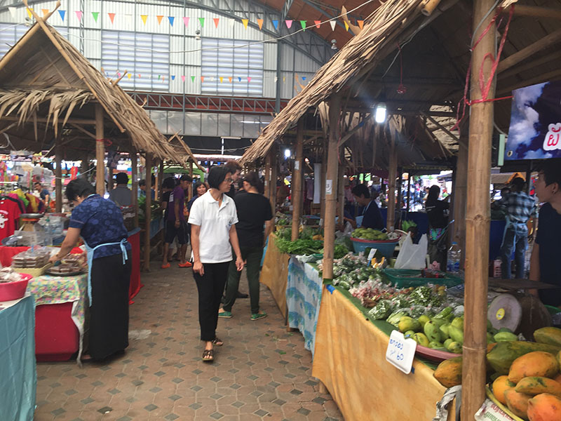 45860_บรรยากาศภายในตลาด 2.JPG