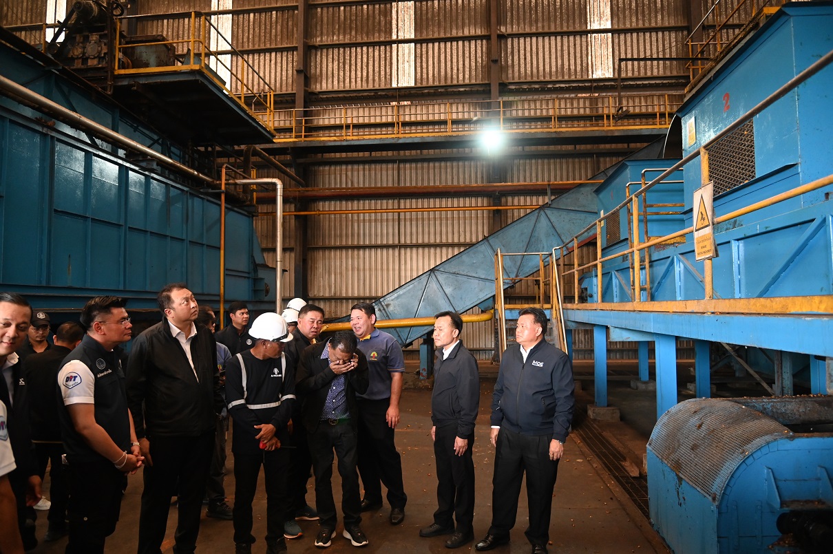 พาณิชย์ ลงพื้นติดตามสถานการณ์ด้านราคาและปริมาณผลปาล์มน้ำมันและน้ำมันปาล์มในพื้นที่ภาคใต้