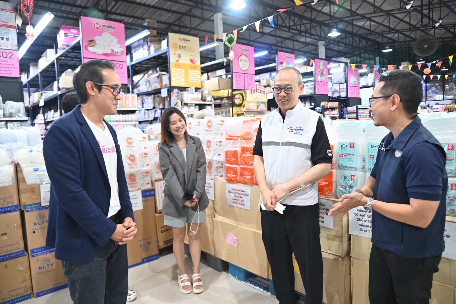 DIT ลงพื้นตรวจติดตามสถานการณ์ ราคาและปริมาณสินค้าบรรจุภัณฑ์พลาสติก