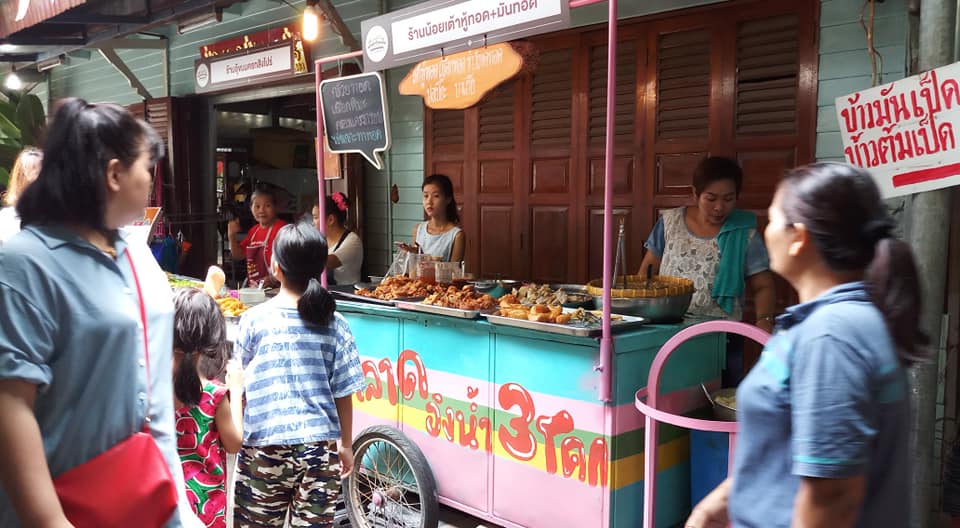 67947_บรรยายกาศตลาด.jpg