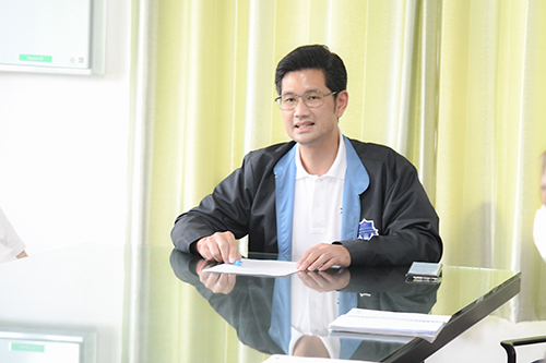 พาณิชย์ตรวจเยี่ยมคลังสินค้าปุ๋ยเคมี