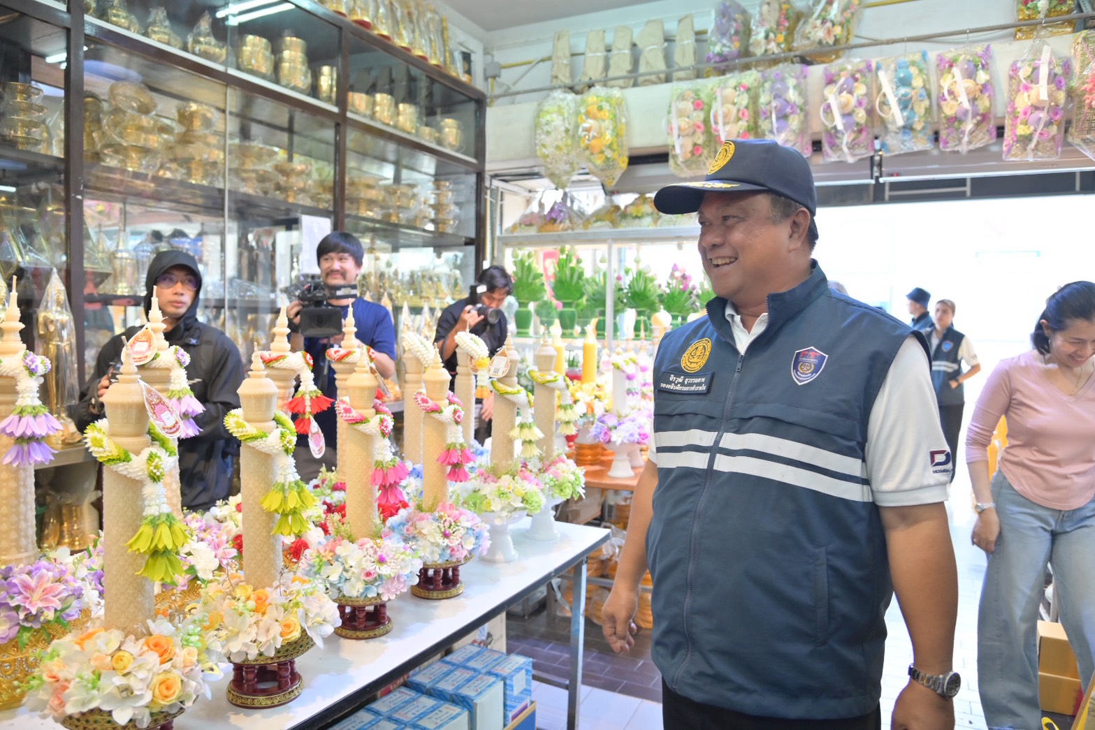 ข่าวเลขที่ 188/2569 อุ่นใจก่อนเข้าพรรษา! กรมการค้าภายในลุยตรวจร้านสังฆภัณฑ์ ย้ำติดป้ายราคาให้ชัด (24 กรกฎาคม 2569)