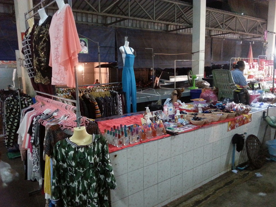 45299_แผงค้า เครื่องประดับ.jpg