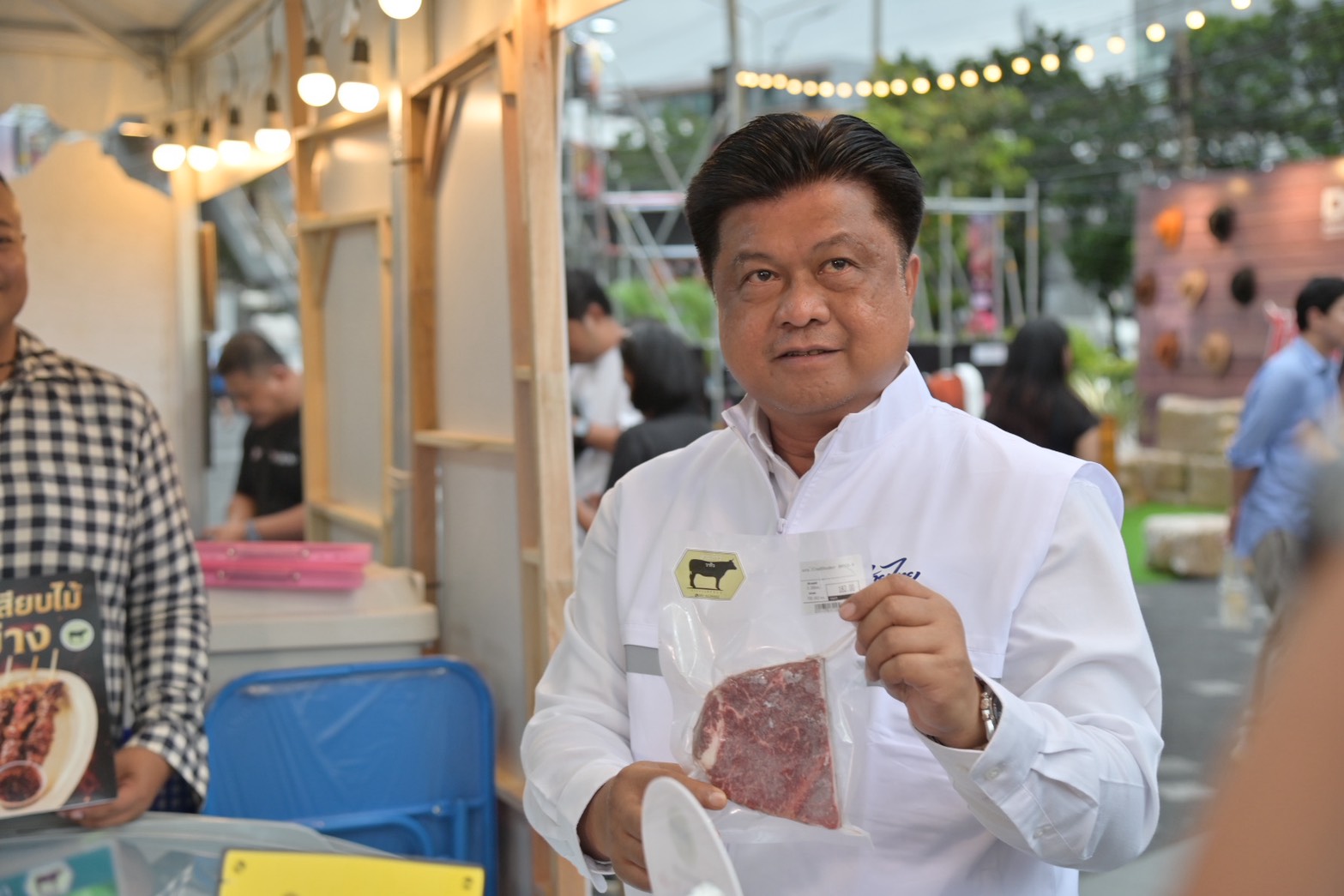 ข่าวเลขที่ 215/2569 กรมการค้าภายในชู “เนื้อไทย FESTIVAL” ขยายตลาดเนื้อโคไทย จับคู่ธุรกิจยอดเบื้องต้น 11 ล้านบาท คาดทะลุ 20 ล้านบาท (29 สิงหาคม 2569)