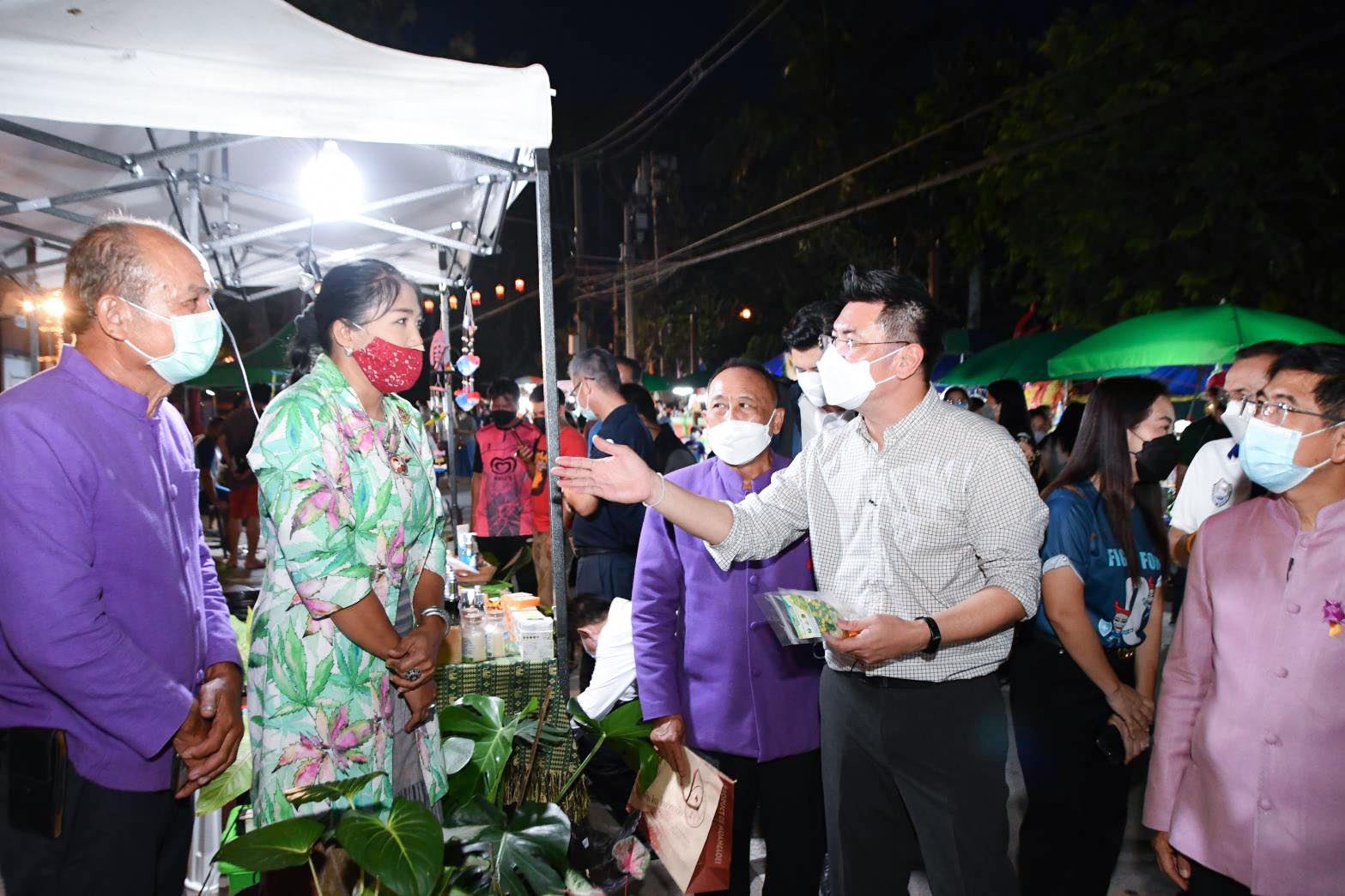 กรมการค้าภายใน ชวนเที่ยวตลาดต้องชม หวังกระตุ้นเศรษฐกิจ พร้อมเปิดหมู่บ้านทำมาค้าขายแห่งใหม่