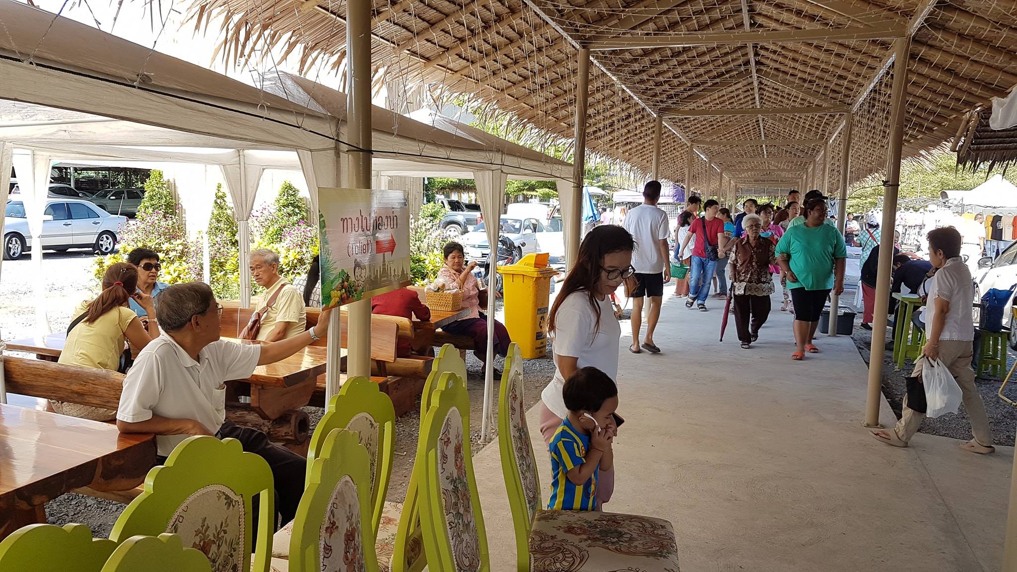 78155_บริเวณตลาด.jpg
