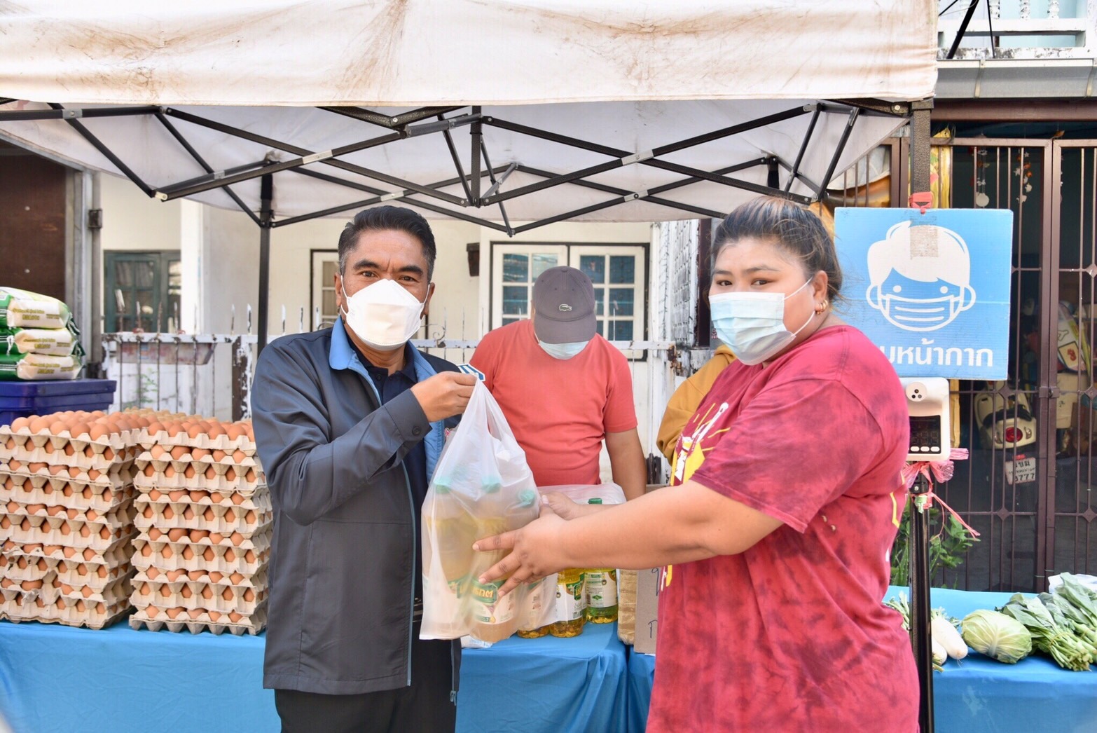 ตรวจเยี่ยมโครงการพาณิชย์ลดราคา