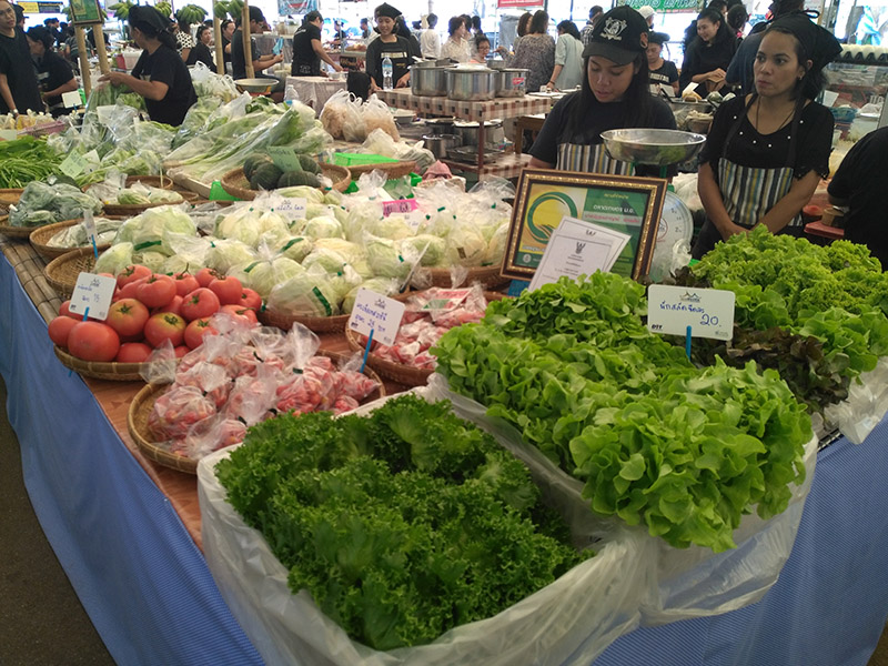 45342_แผงค้า ผัก.jpg