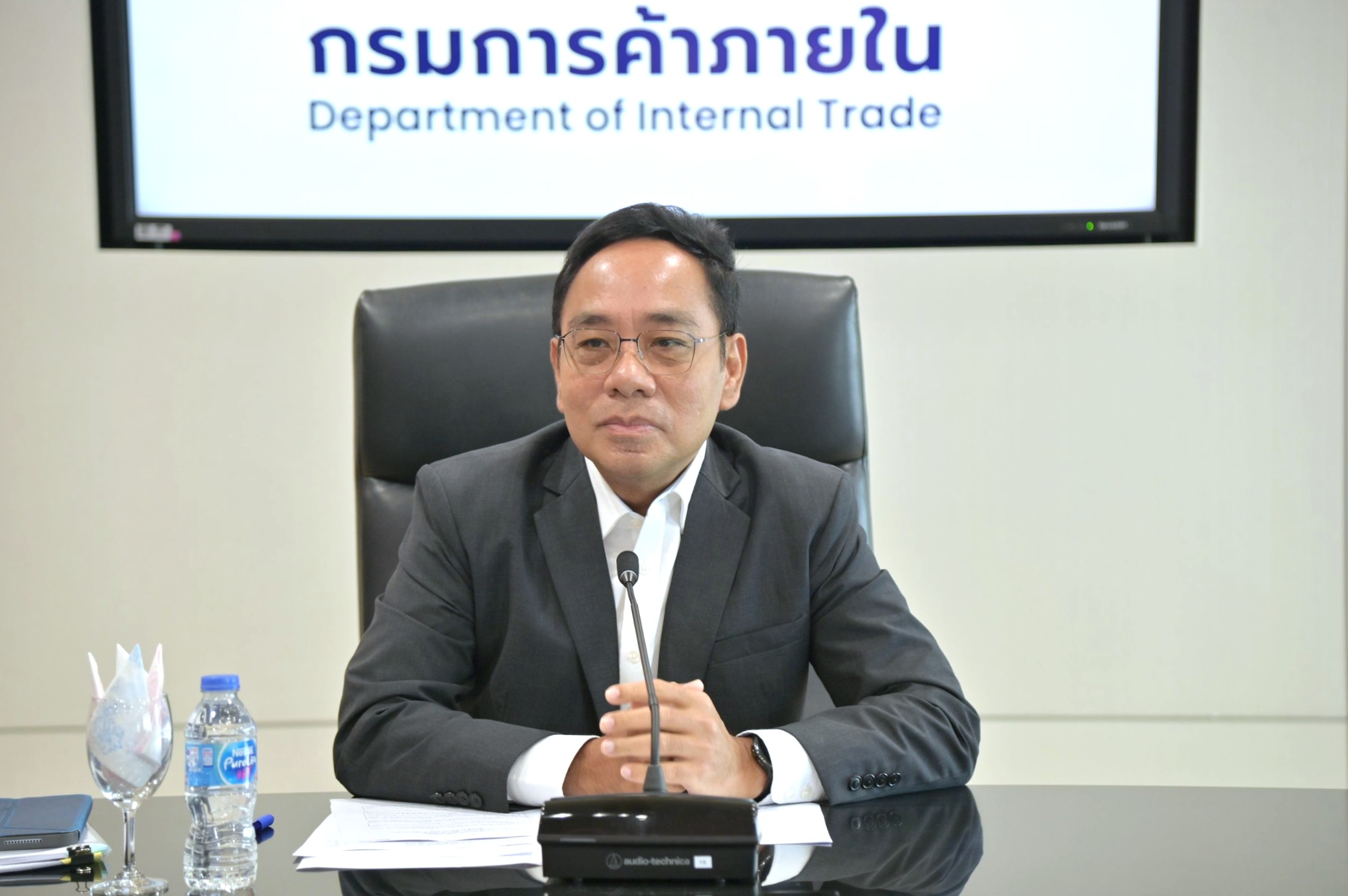 ข่าวเลขที่ 211/2569 พาณิชย์ย้ำ บริหารข้าวโพดตามสถานการณ์ ยกเลิกแนวทางนำเข้า 6 แสนตัน เดินหน้าชะลอนำเข้า WTO คุมเข้มการรับซื้อ–ทบทวนต้นทุน ดูแลความเป็นธรรมเกษตรกร (27 สิงหาคม 2569)
