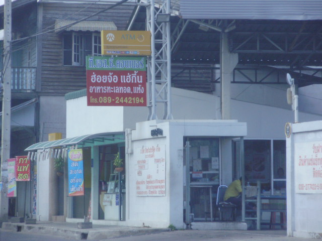 CM6HQcrffkiGzJw.JPG (1)