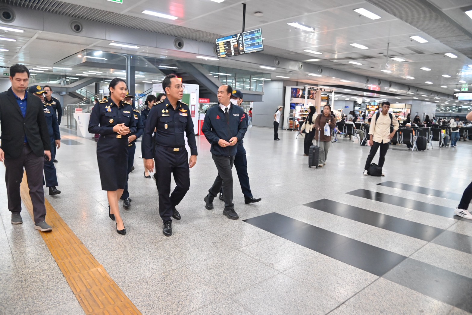 ข่าวที่ 58/2569 ‘พาณิชย์’ ปูพรมตรวจเข้มช่วงปีใหม่ ตรวจเครื่องชั่ง–หัวจ่ายน้ำมัน–ป้ายราคา ครอบคลุมสนามบิน สถานีขนส่ง และจุดพักรถเส้นทางหลักเดินทาง สร้างความเชื่อมั่นประชาชน (26 ธันวาคม 2568)