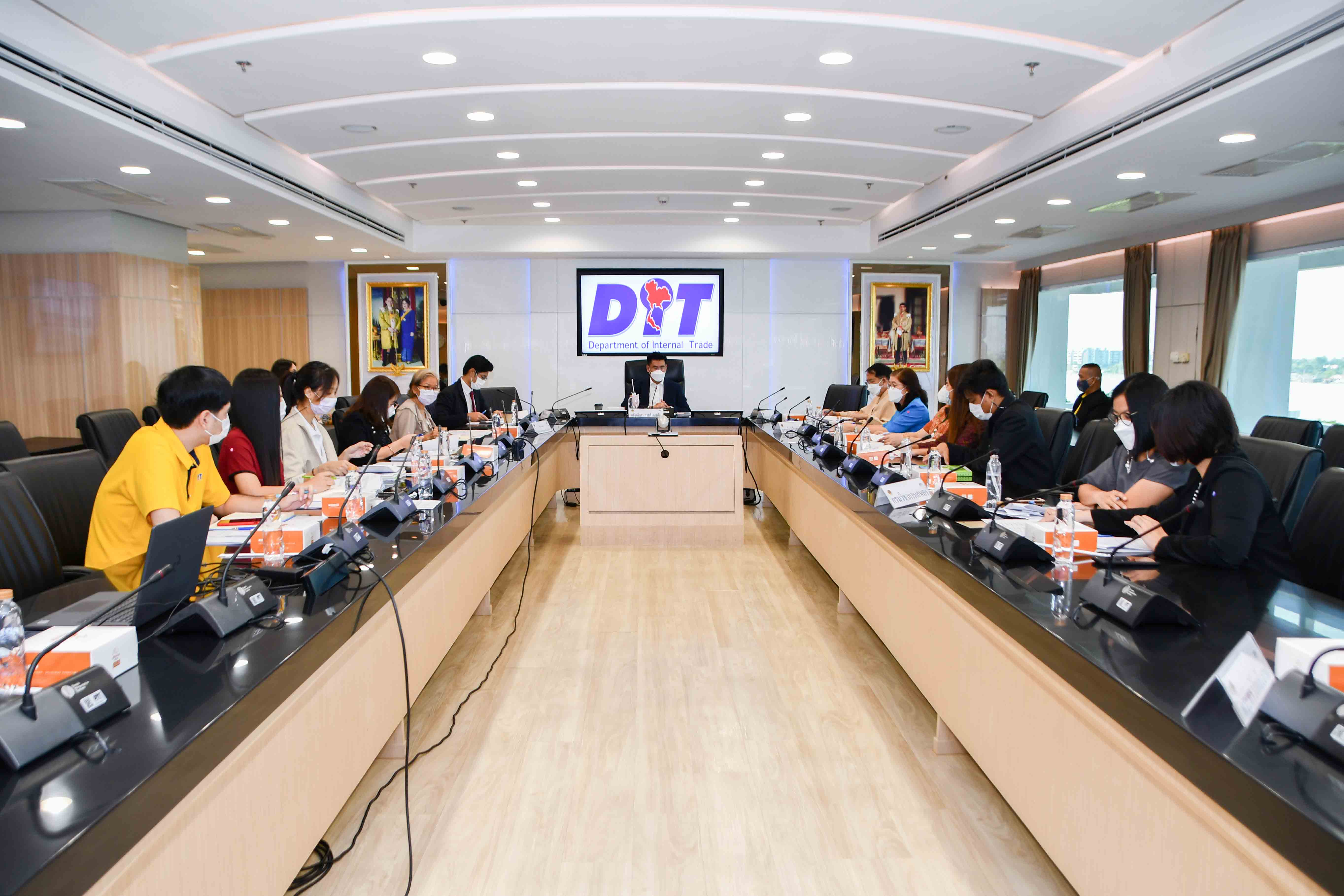 การประชุมหารือแนวทางการบริหารจัดการปุ๋ยเคมีและยาป้องกันหรือกำจัดศัตรูพืชหรือโรคพืช