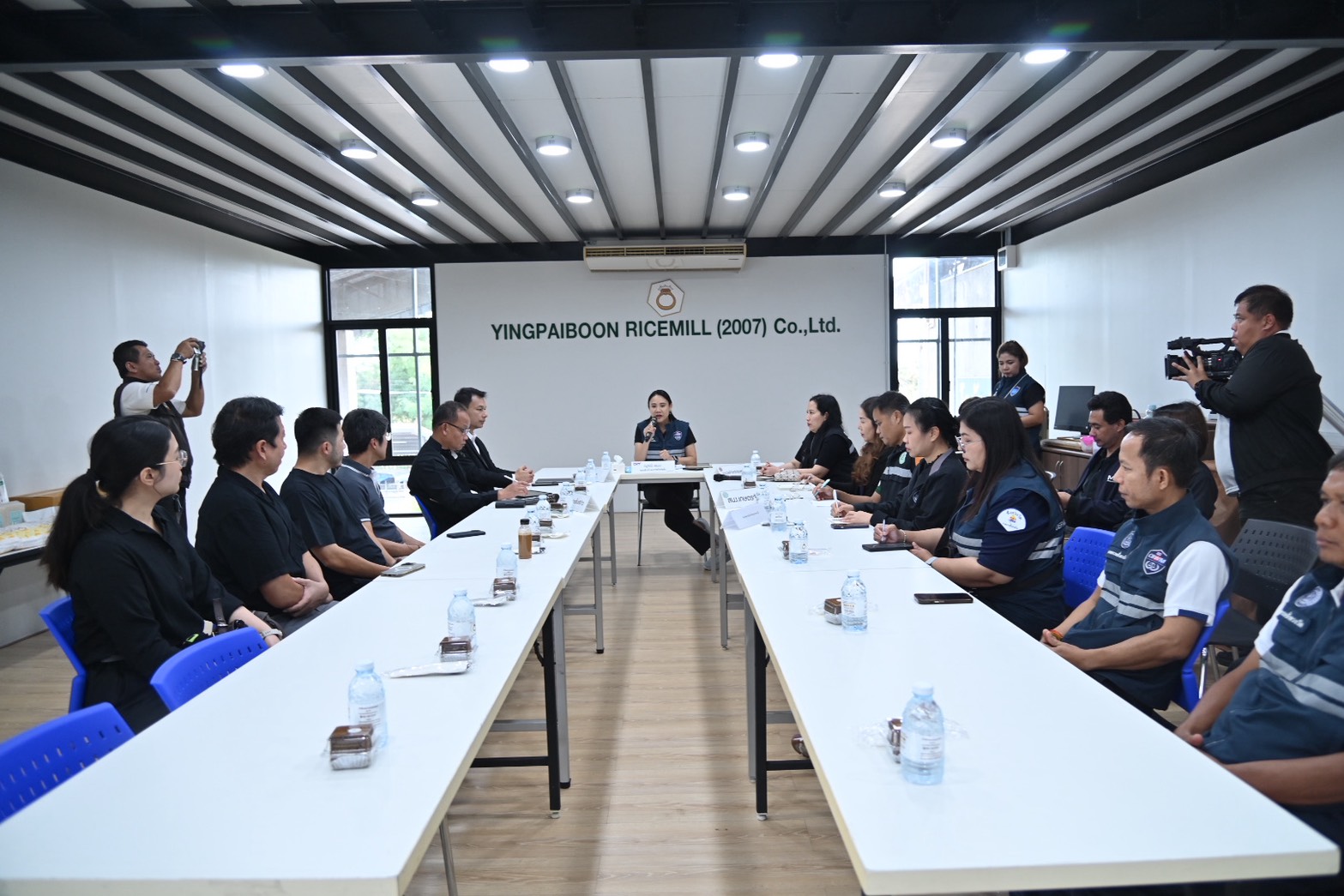 ข่าวเลขที่ 22/2569 DIT ลุยภาคอีสาน! เตรียมความพร้อมโรงสีรับผลผลิตข้าวนาปี 2568/69 หนุนโครงการชดเชยดอกเบี้ย เสริมสภาพคล่องรับซื้อข้าวชาวนา พยุงราคาข้าวต้นฤดูกาล (3 พฤศจิกายน 2568)