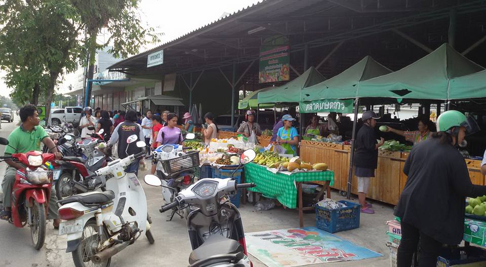 22673_ตลาดเกษตรกร ตลาดนัดชุมชน ด้านหน้าตลาด.jpg
