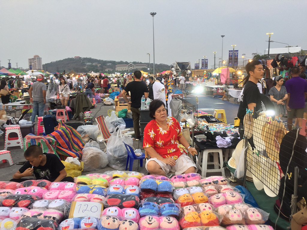 57332_บริเวณตลาด.JPG