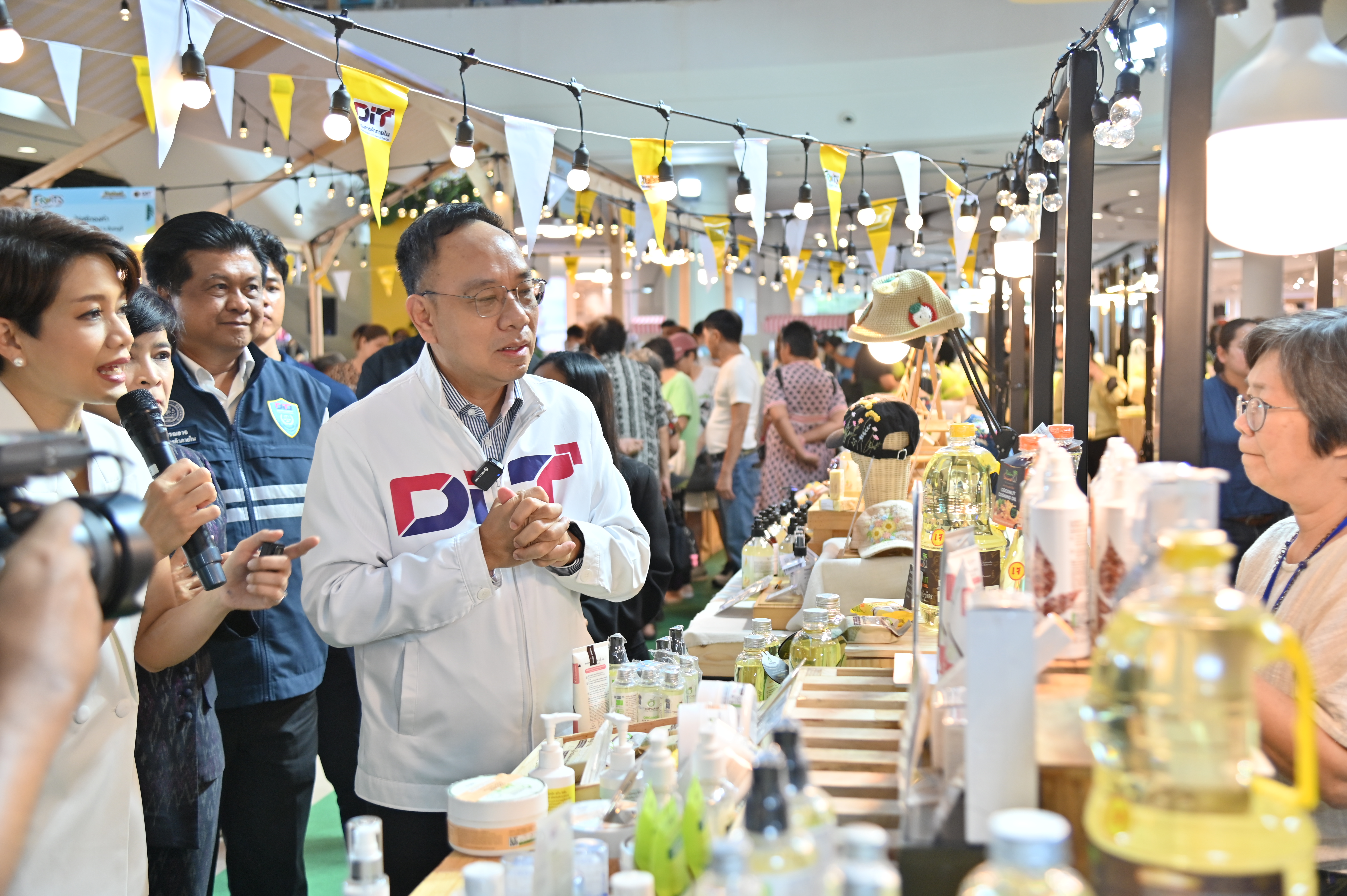 DIT ยกสวนผลไม้ไทยบุกเซ็นทรัล เวสต์เกต เปิดงาน ‘Fruits Festival 2026’ 