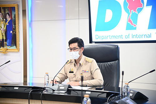 พาณิชย์ติดตามสถานการณ์ปริมาณเเละราคาสินค้าช่วงภาวะน้ำท่วม