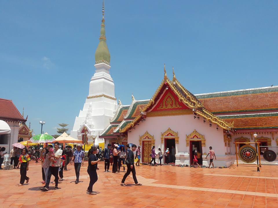 78236_ไหว้พระธาตุ.jpg