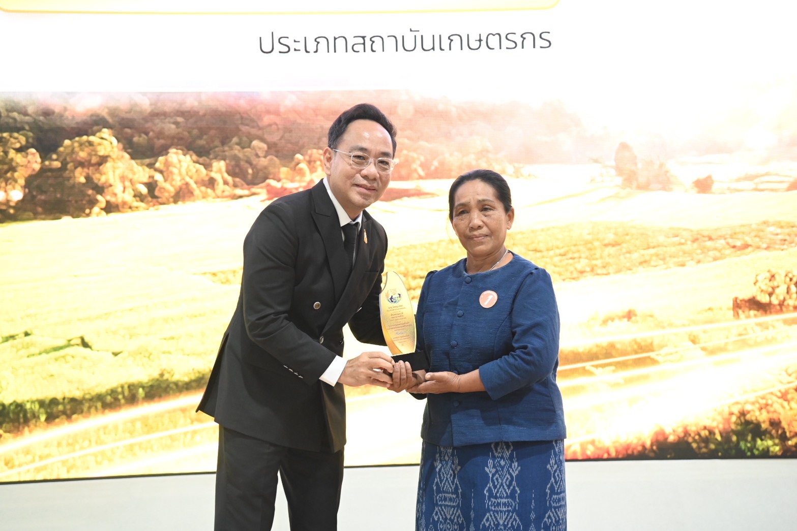 ข่าวเลขที่ 48/2569 DIT มอบรางวัลประกวดข้าวหอมมะลิไทย 2568 ในงาน Thailand Rice Fest 2025 จุดประกายสู่ ‘ข้าวประณีต’ ต้นแบบข้าวคุณภาพระดับประเทศ (5 ธันวาคม 2568)