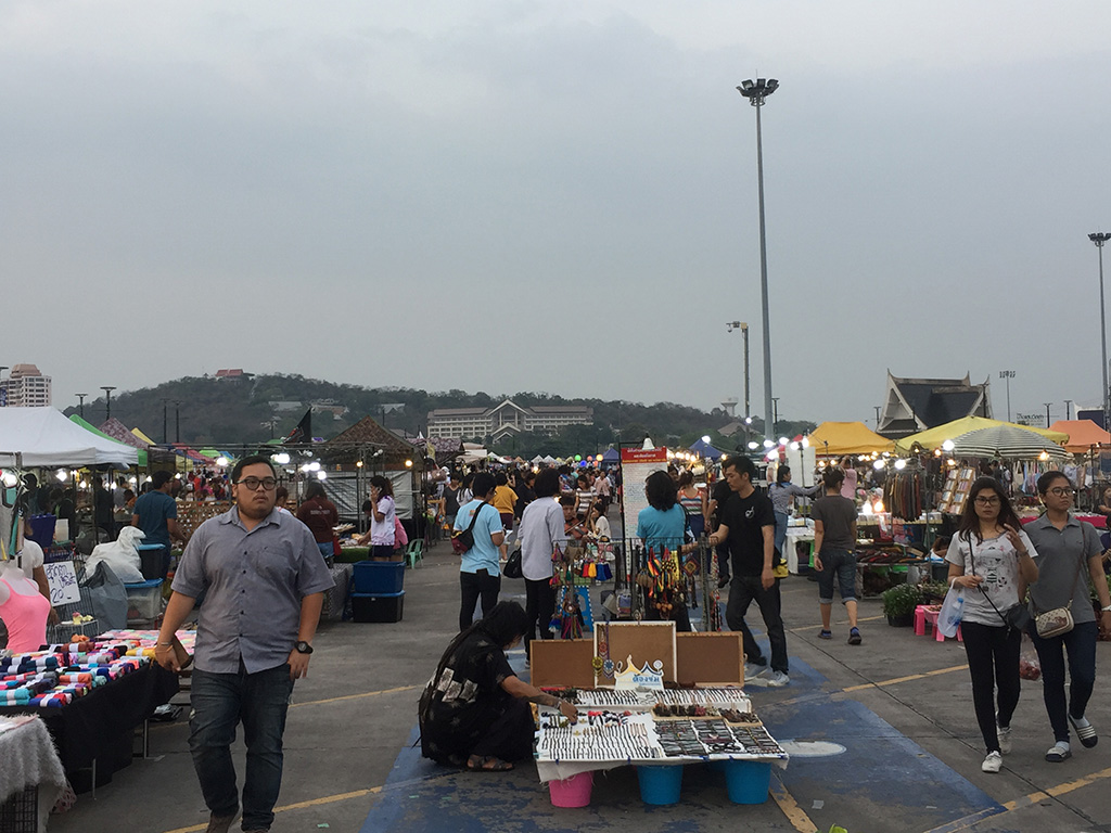 57325_บริเวณตลาด.JPG