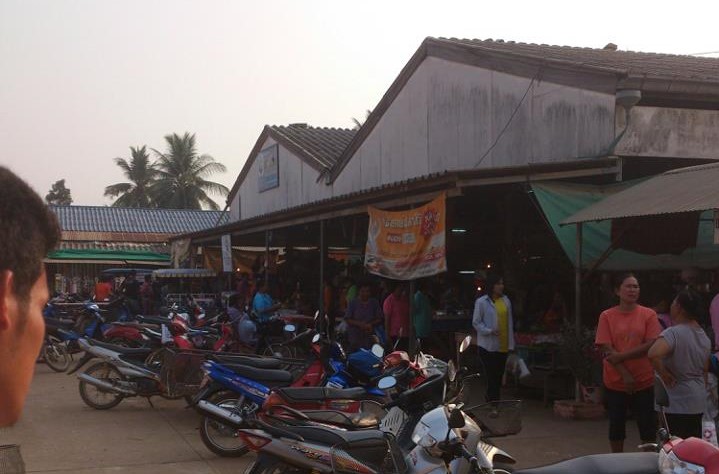 45186_หน้าตลาด.jpg