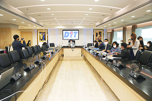 ประชุม คณะกรรมการบริหารกองทุนรวมเพื่อช่วยเหลือเกษตรกร ครั้งที่ 8/2564