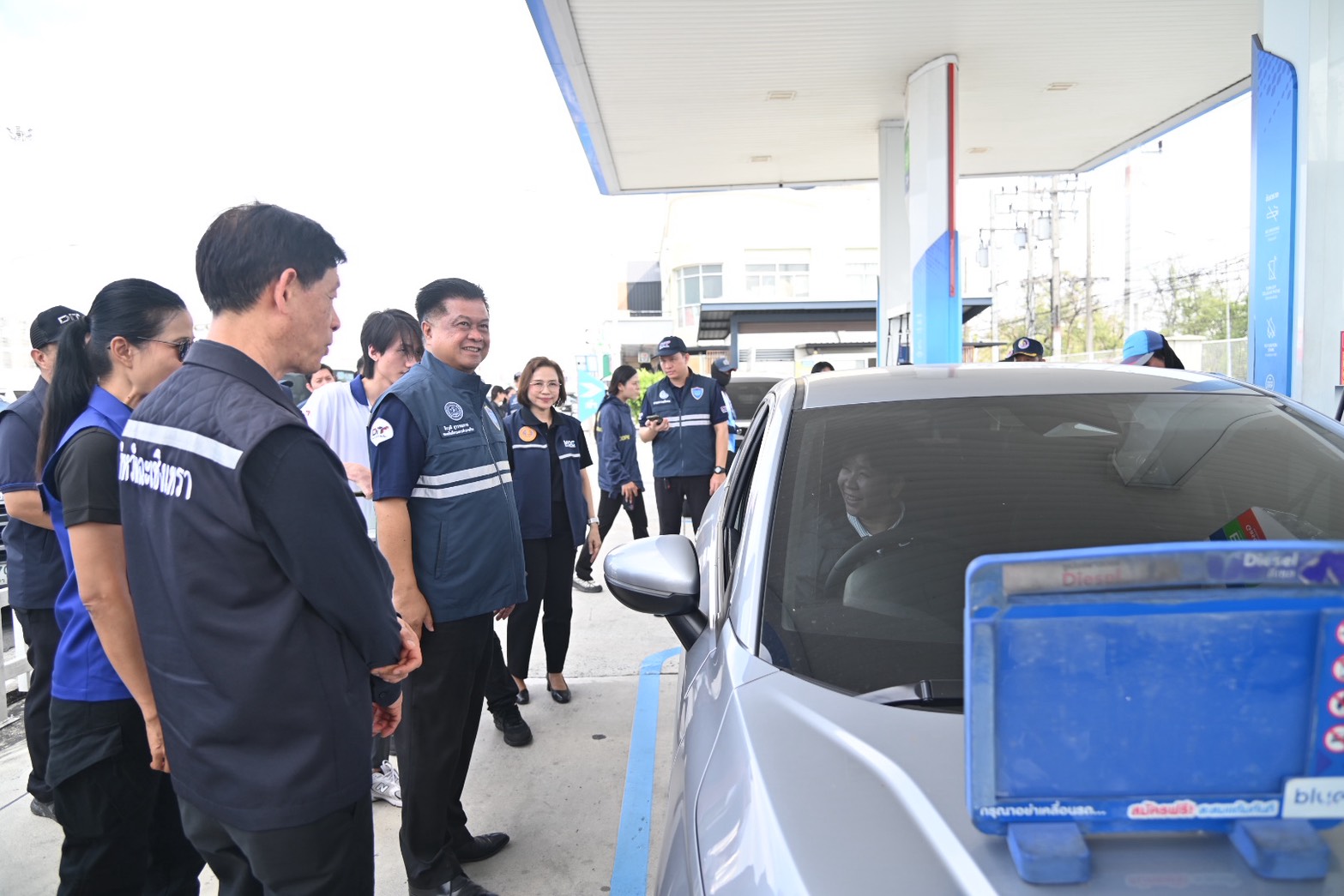 ข่าวเลขที่ 110/2569 กรมการค้าภายในดูแลราคาสินค้า-ค่าบริการรับสงกรานต์ 2569  เน้นย้ำ ห้ามฉวยโอกาสขึ้นราคา แนะประชาชนพบแจ้ง 1569 (9 เมษายน 2569)