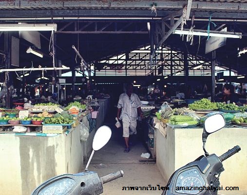 44133_ด้านหน้าตลาด.JPG