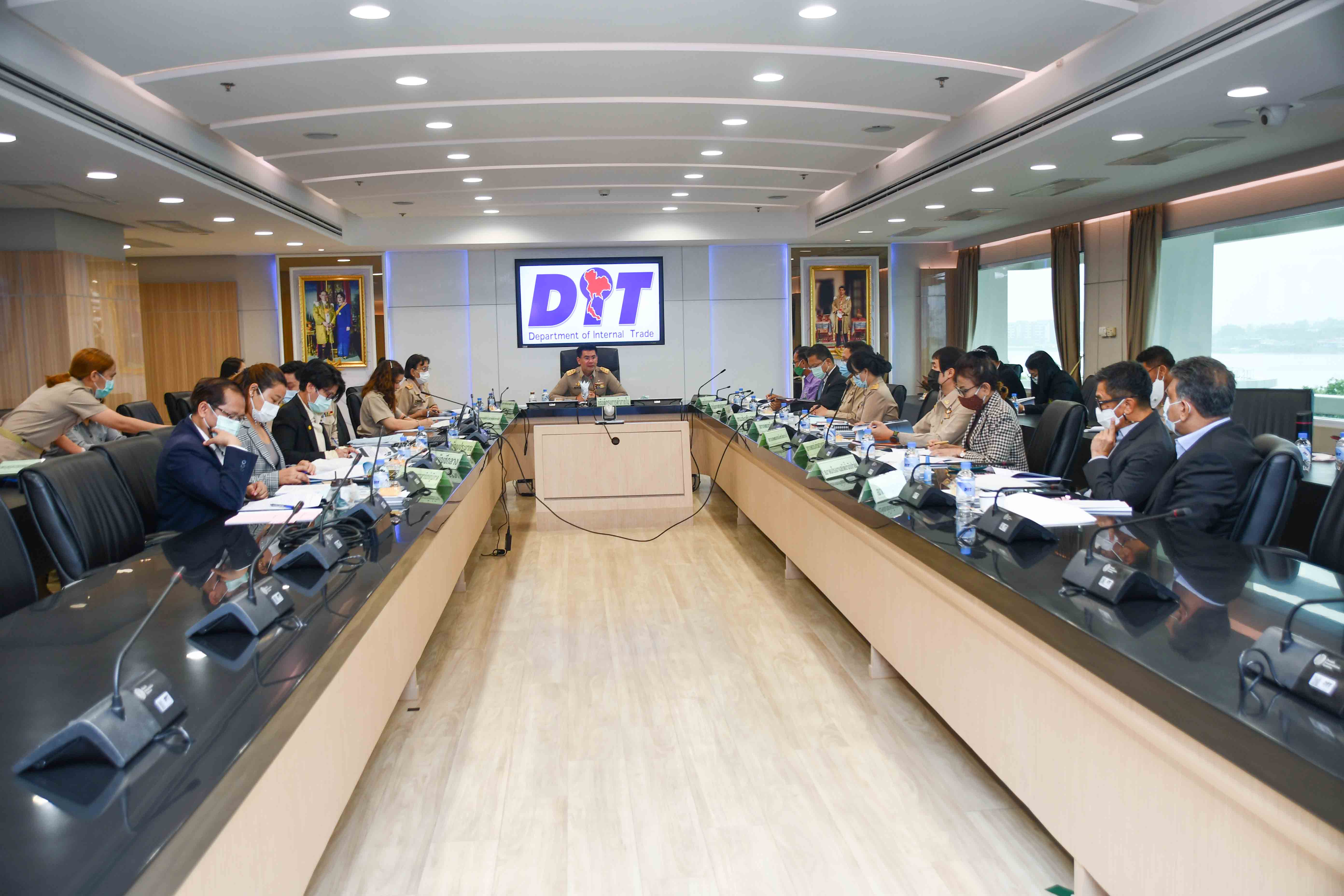 การประชุมคณะอนุกรรมการบริหารโครงการประกันรายได้เกษตรกรชาวสวนปาล์มน้ำมัน ปี 2564 ครั้งที่ 3/2564