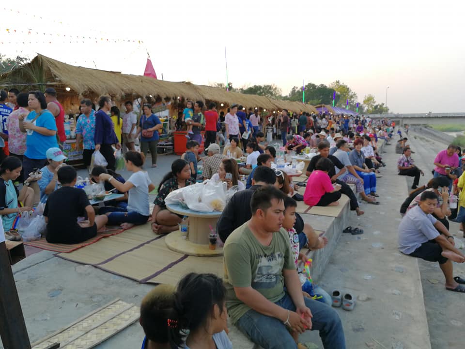 67551_บริเวณตลาด.jpg