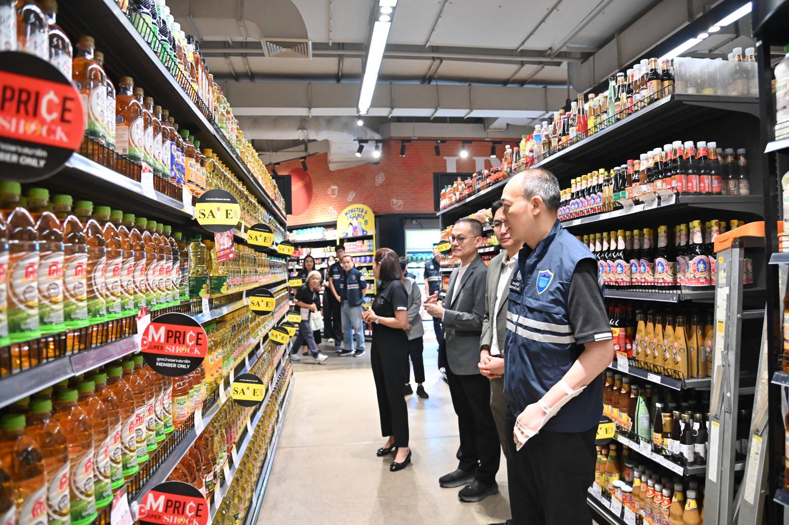 DIT ลงพื้นที่ตรวจติดตามสถานการณ์ราคาสินค้าอุปโภคบริโภค