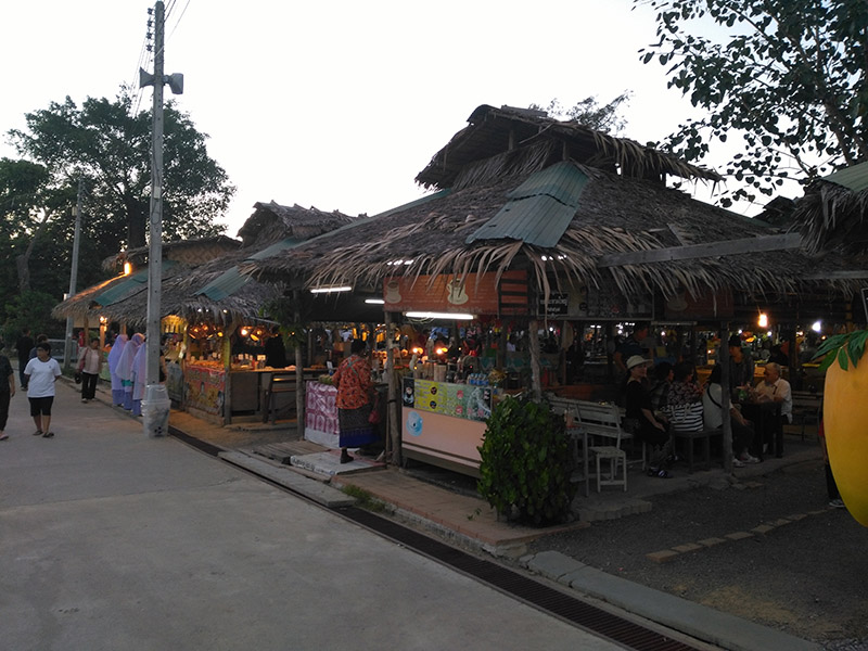 45316_ร้านค้าด้านบน.jpg