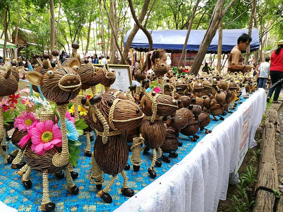 21602_แผงค้า งานหัตถกรรม.jpg