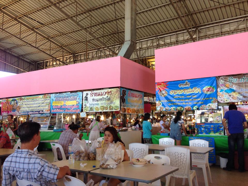 22536_ศูนย์อาหารของตลาด.jpg