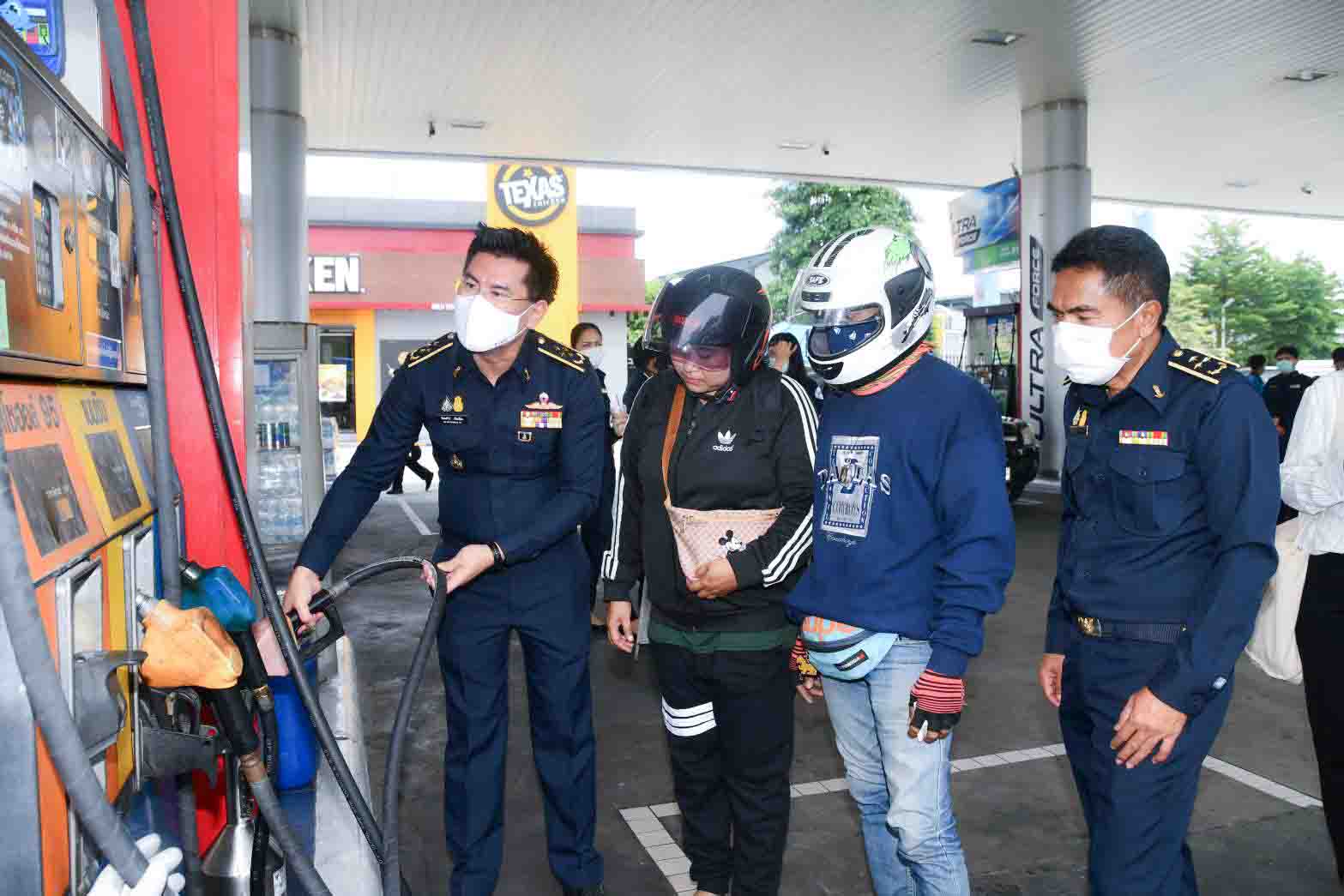 กรมการค้าภายในลงพื้นที่ตรวจสอบช่วงเทศกาลสงกรานต์