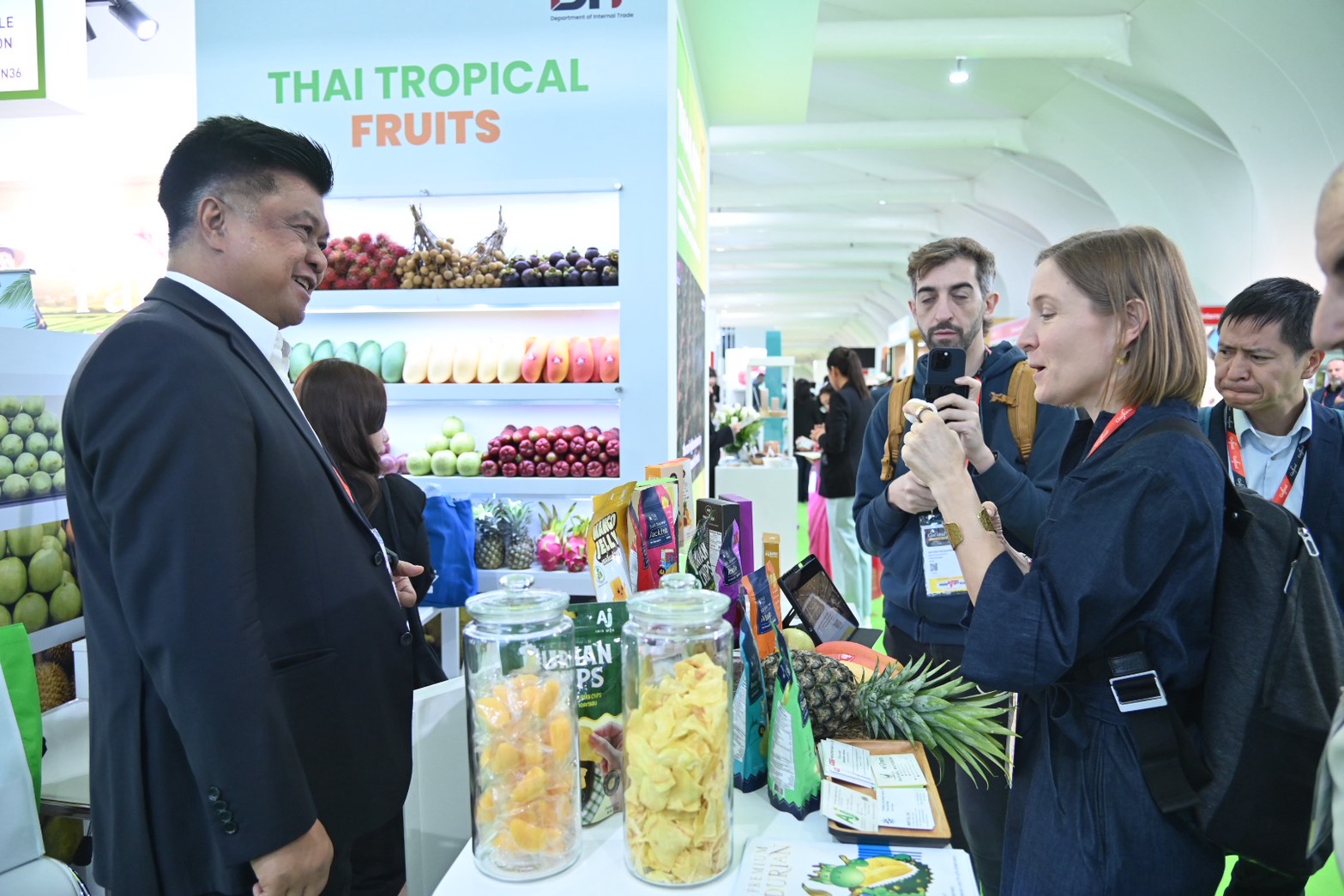 ข่าวเลขที่ 65/2569 DIT ขนทัพเกษตรกร–ผู้รวบรวมไทย นำข้าวประณีต ผลไม้ และพืชผลเกษตร ร่วมเวที Gulfood 2026 เปิดประตูตลาดตะวันออกกลาง (27 มกราคม 2568)