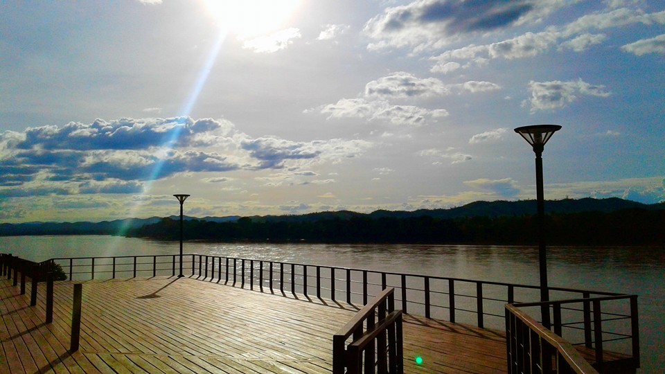 11353_ริมแม่น้ำโขง.jpg