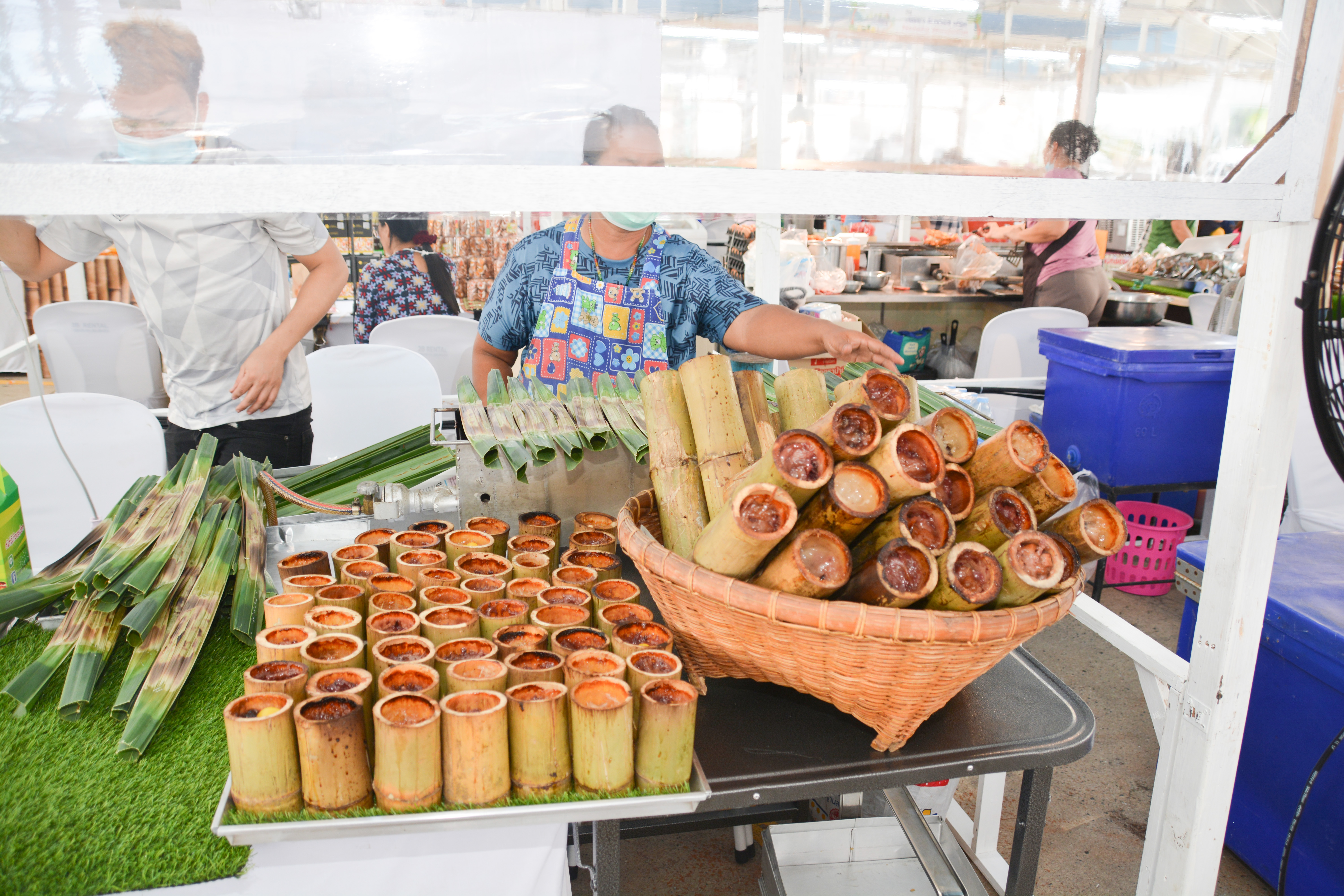 อธิบดีเปิดงานตลาดเฉพาะสินค้า (Magnet Market)? 