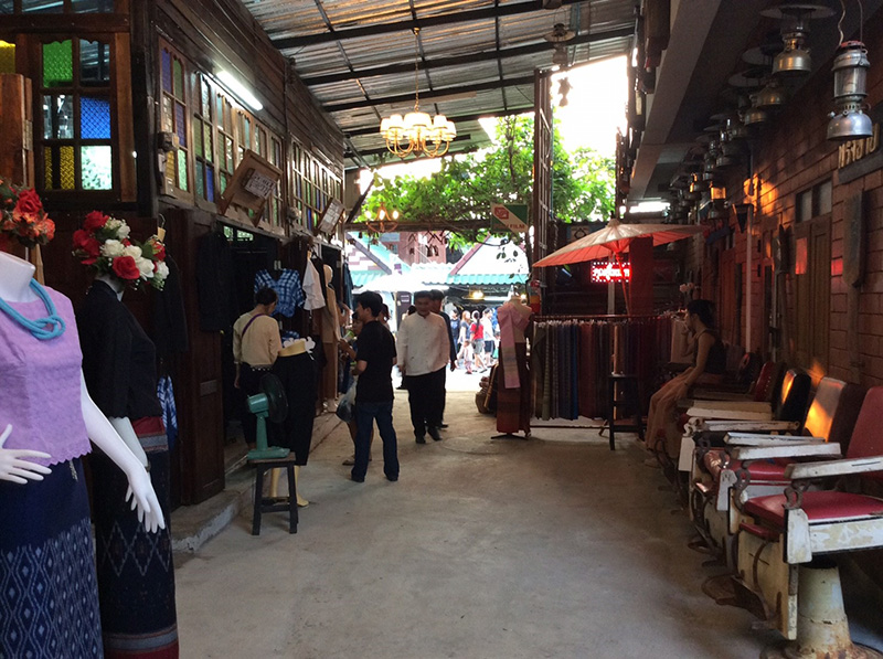 45440_ร้านขายผ้าทอ 2.jpg